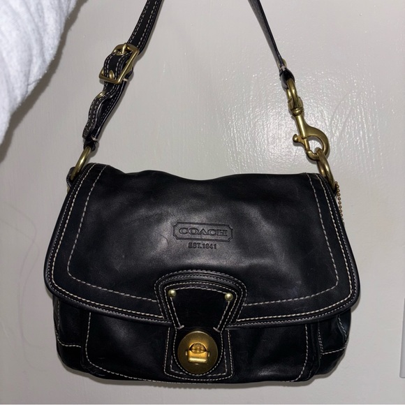 XL 2008 Black Coach Legacy